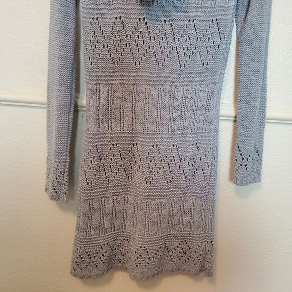 BCBG Maxazria Knit Long Cardigan Sweater Gray Duster Size Medium Button Front - Picture 7 of 13
